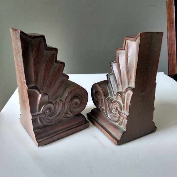 Corbel style bookends - Picture 4 of 11